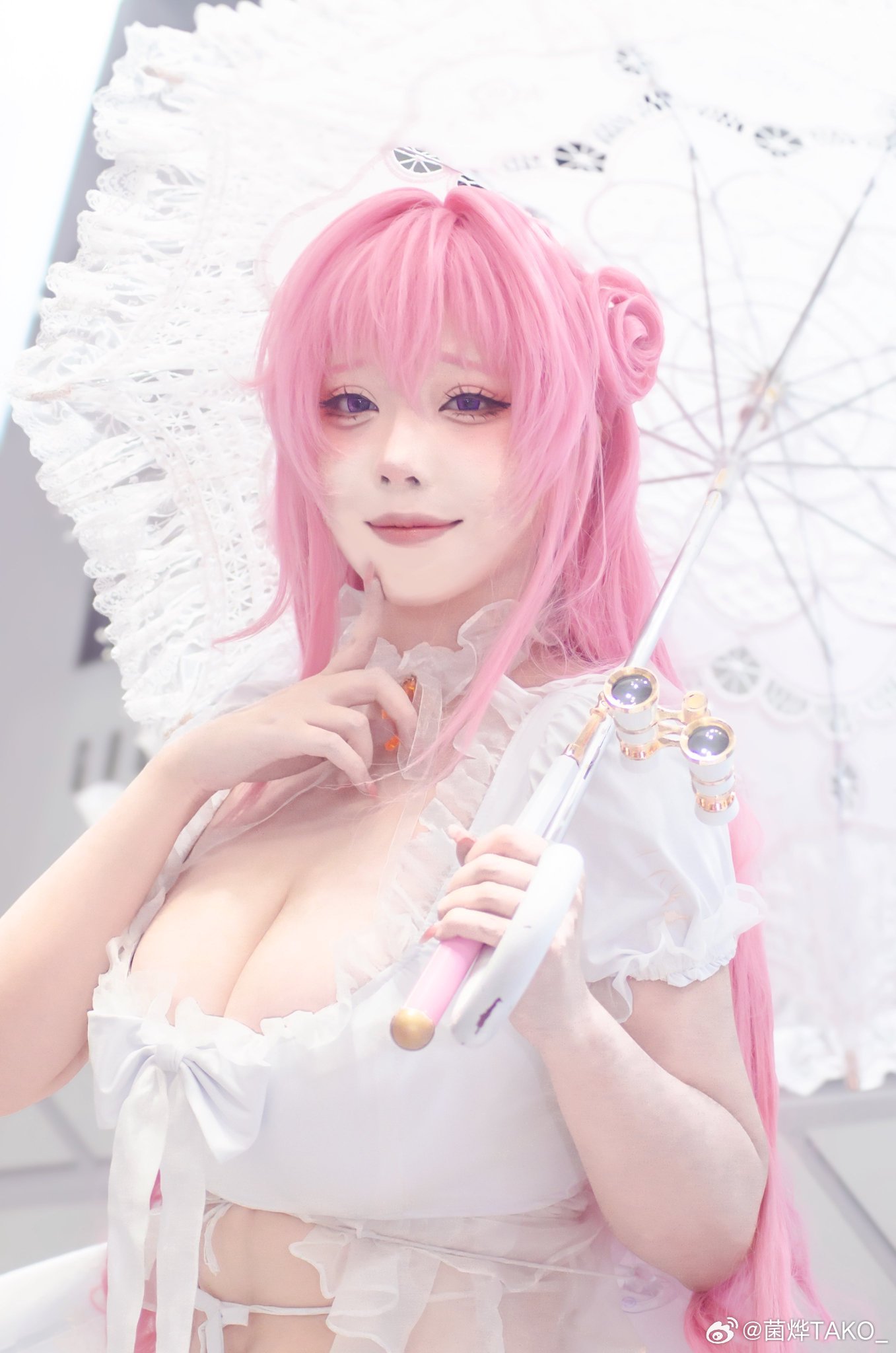 在日本COMIKET妮姬展台担当了桃乐丝！@菌烨TAKO_-米哈社