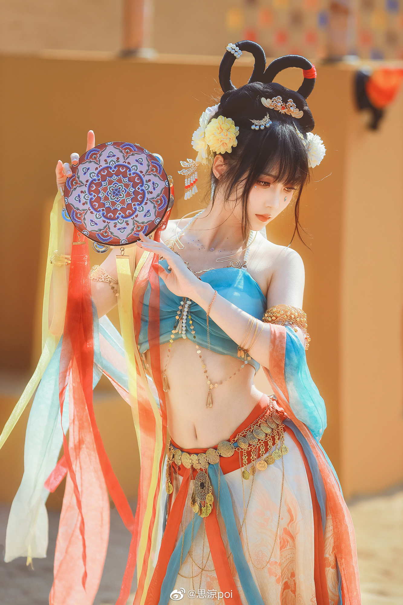 那就是坊间传说的西域舞姬吗？@思涼poi-米哈社