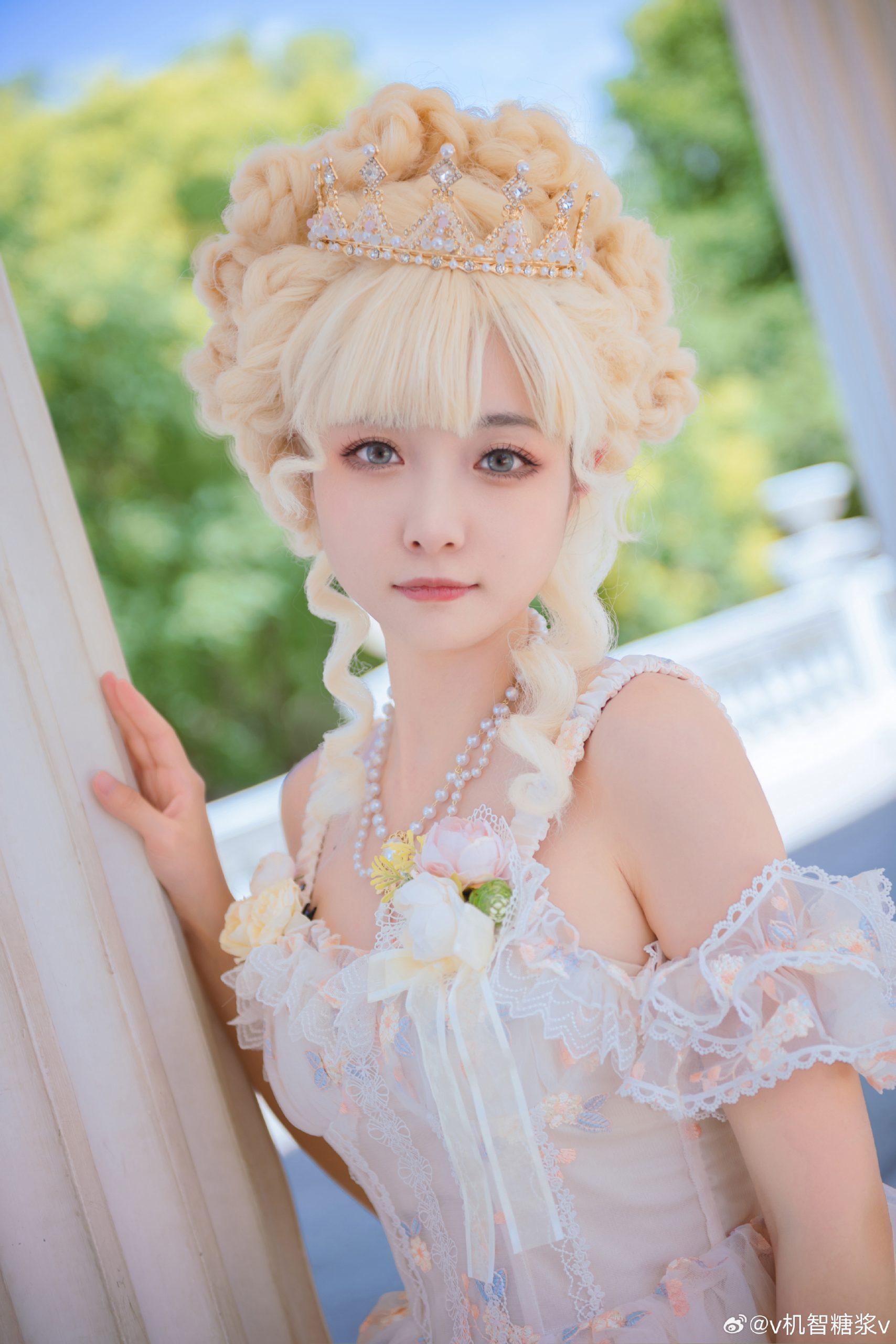 LOLITA 远处传来的马蹄声，是你回来了吗？@v机智糖浆v-米哈社