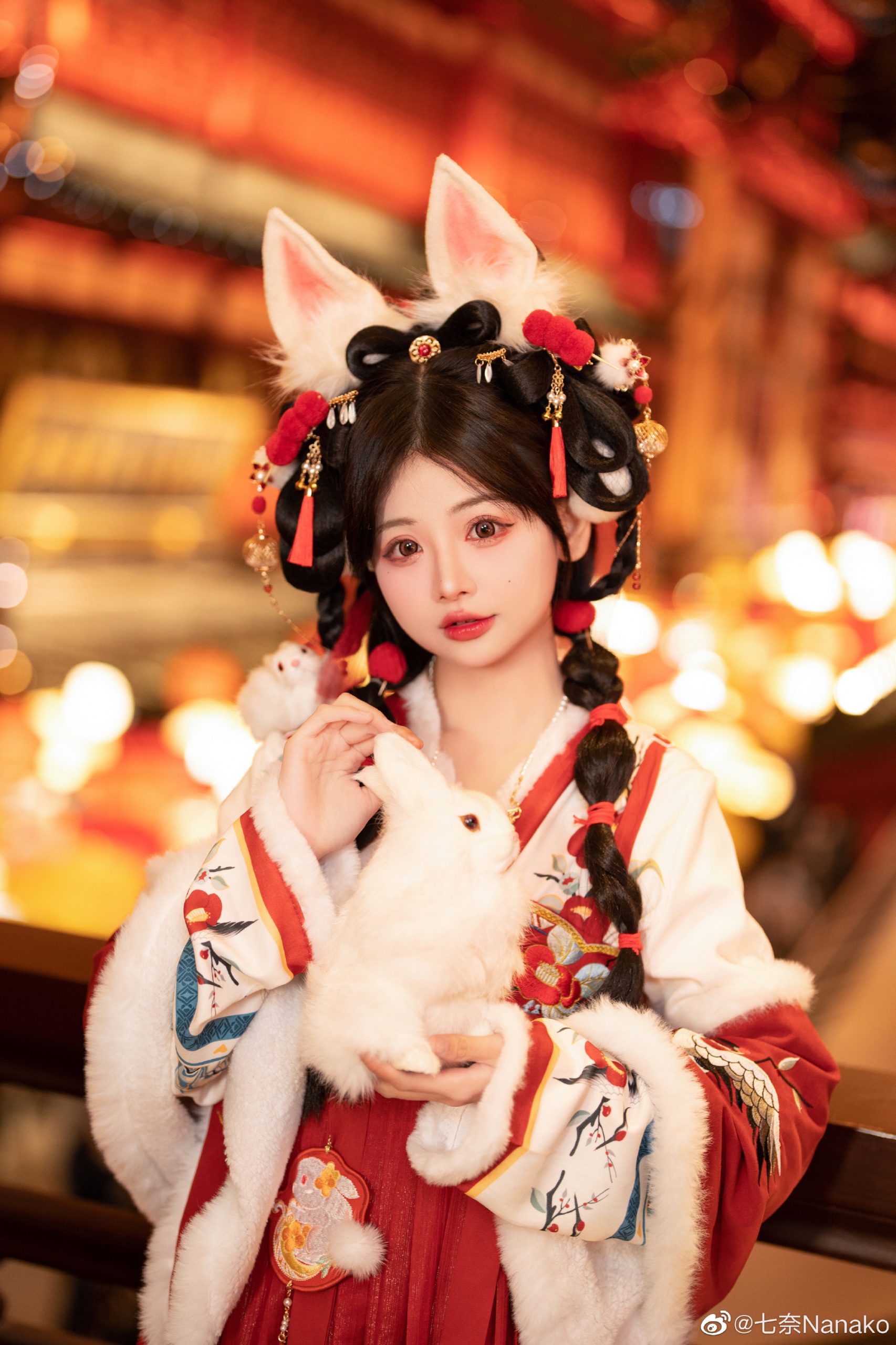 最近一直在灯会拍摄 做的新的兔兔发型 可爱满分！@七奈Nanako-米哈社