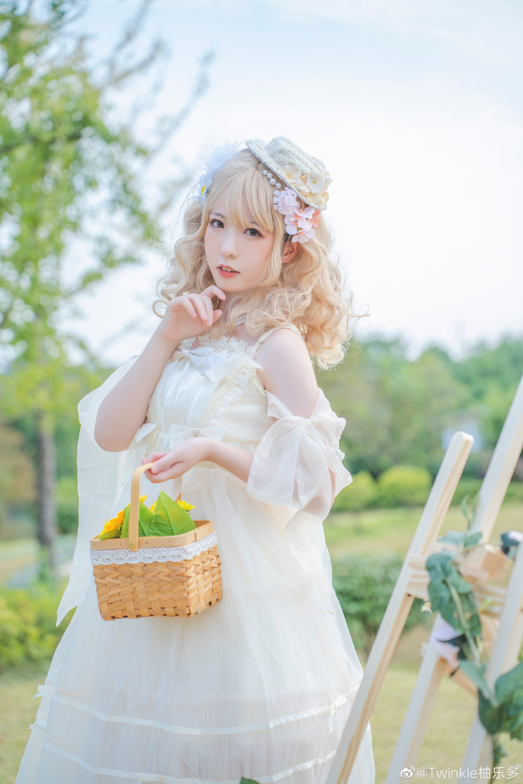 lolita装扮 想让风也开花，然后去赴约一场温柔梦境@Twinkle柚乐多-米哈社