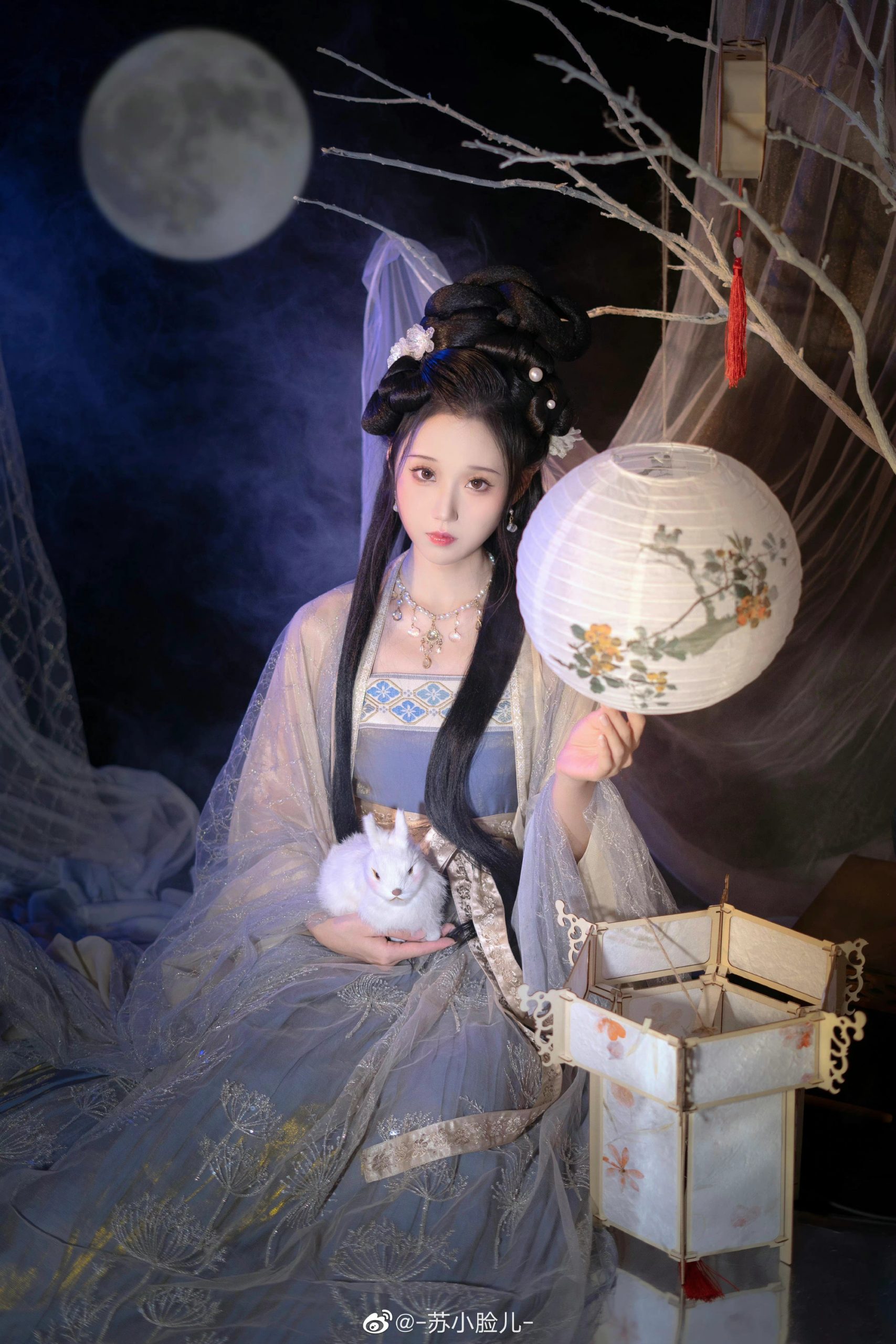 汉服写真 皓魄当空宝镜升，云间仙籁寂无声@-苏小脸儿--米哈社