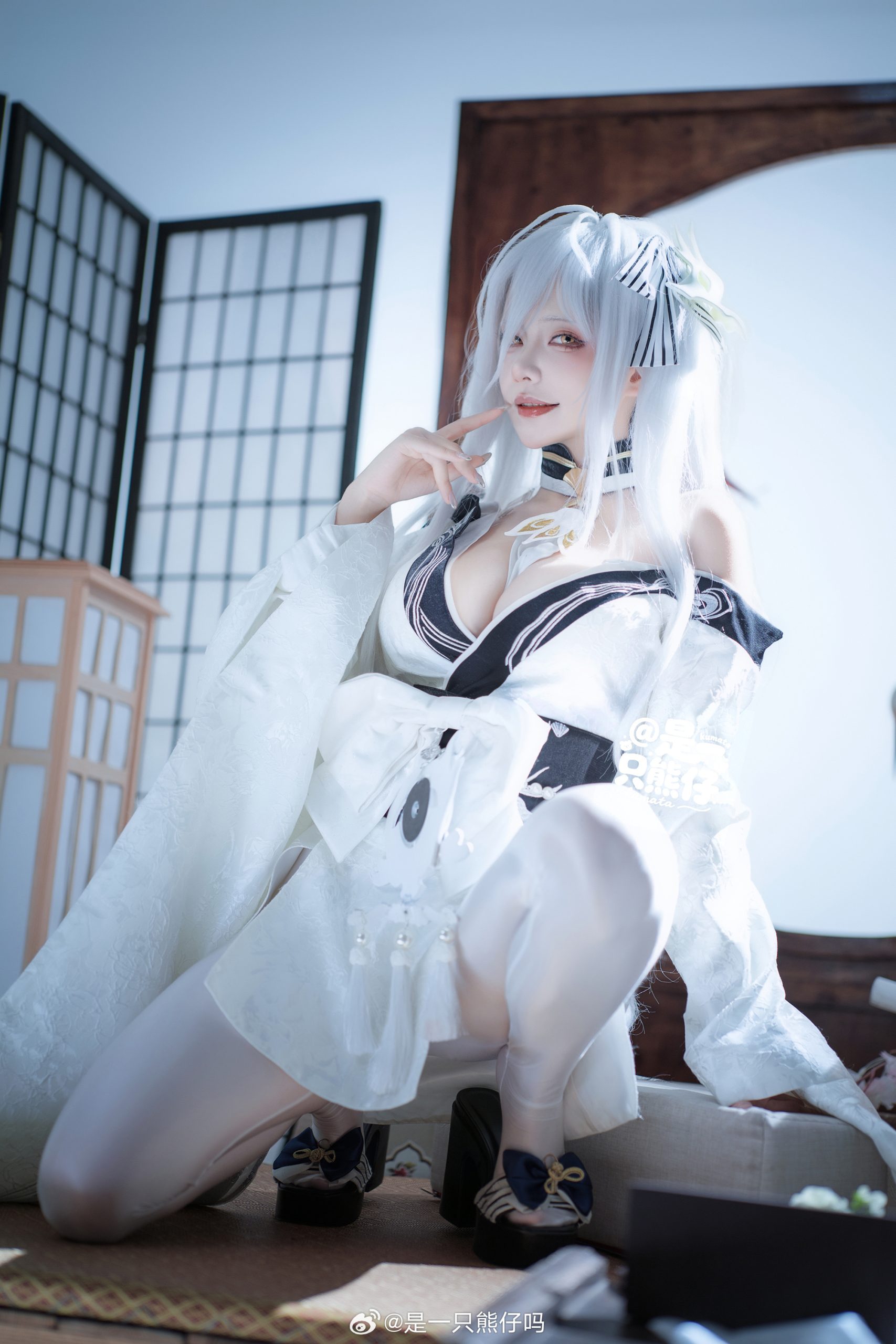 cosplay 碧蓝航线 白凤 朝露之香。@是一只熊仔吗-米哈社