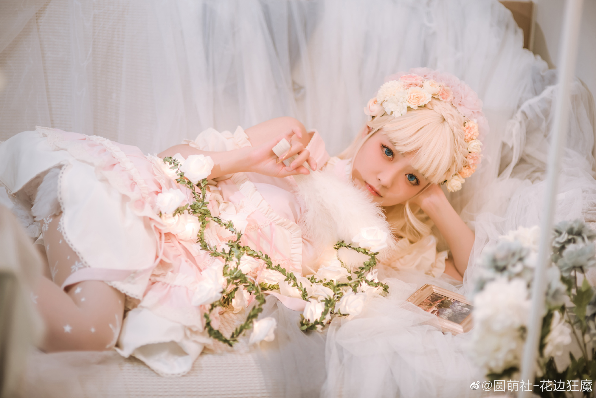 lolita装扮 这年头小公举那么多，给我也当一天没意见吧？@圆萌社-花边狂魔-米哈社